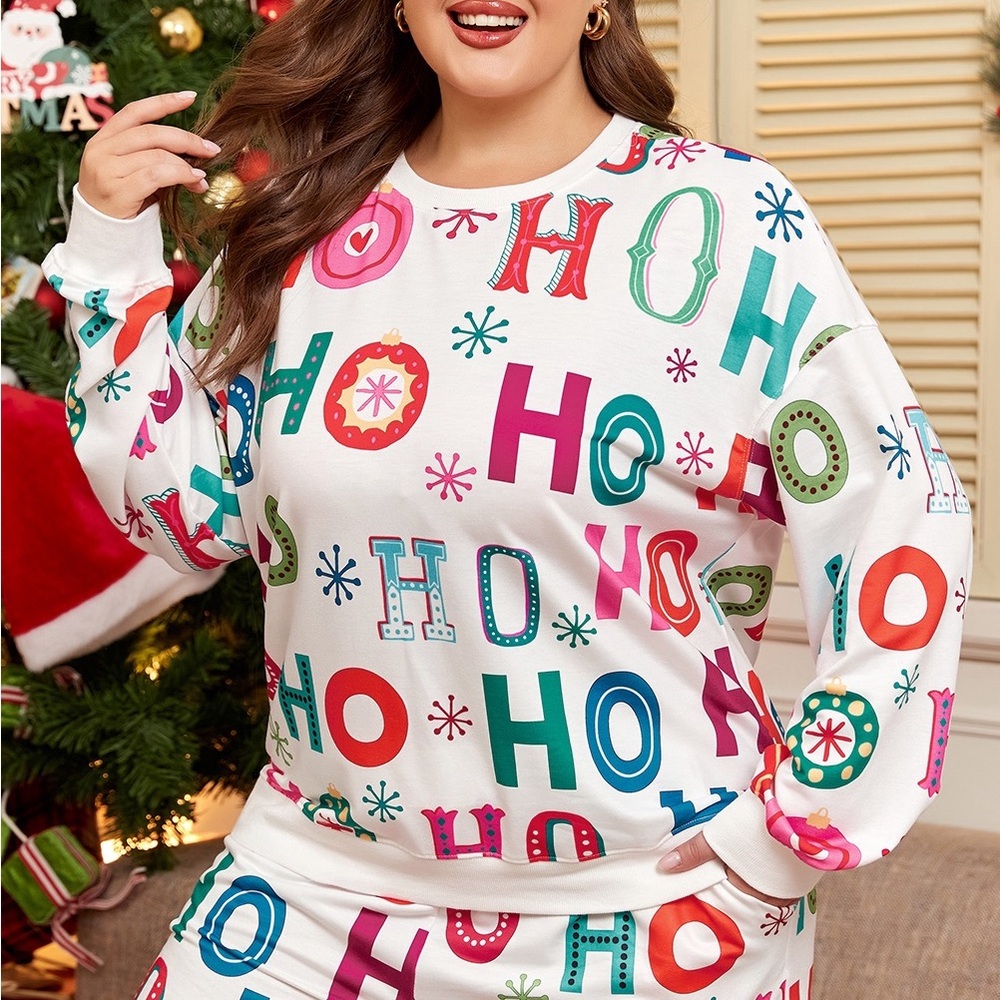 Colorful Holiday Print Sweatshirt and Shorts Set